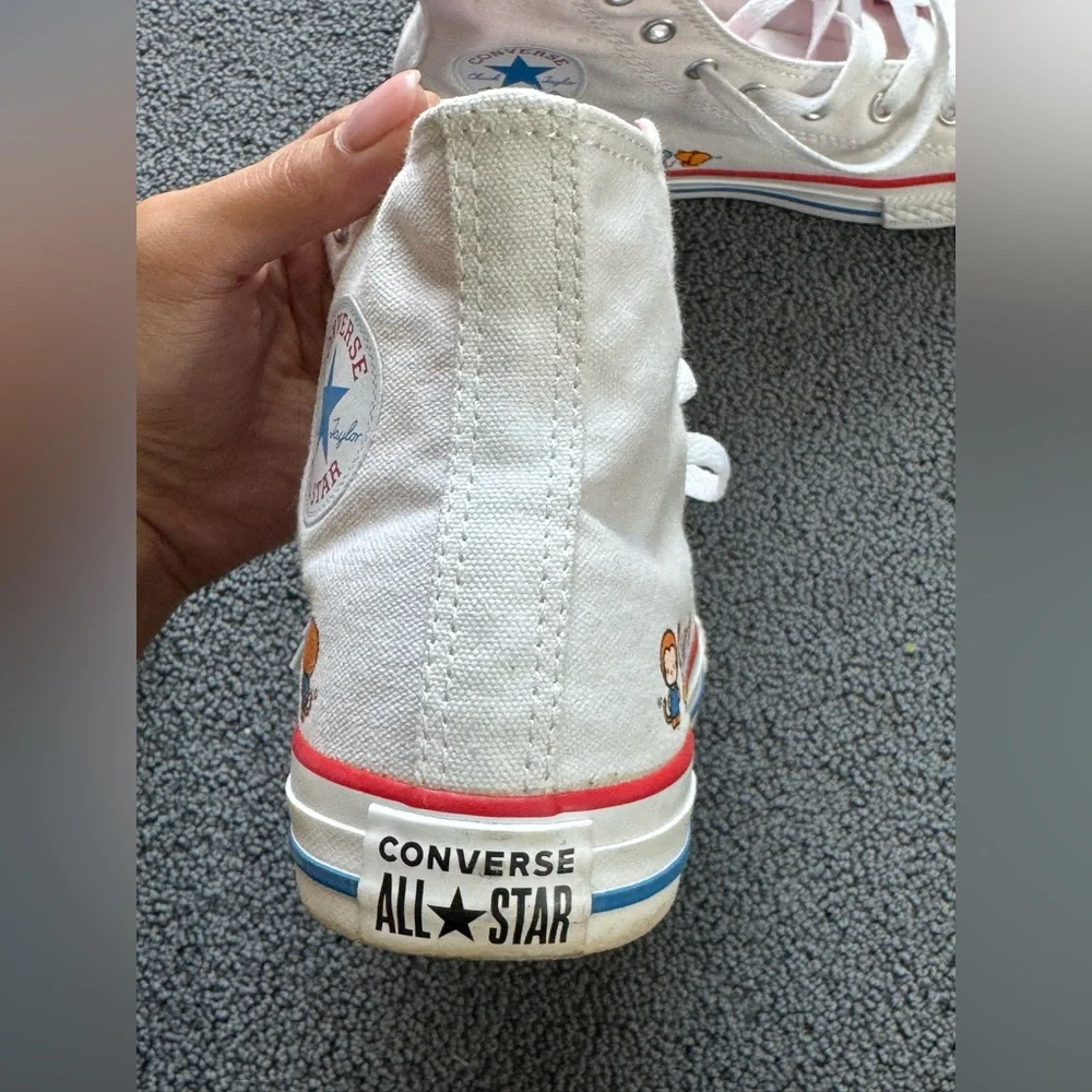 Hello Kitty high top converse - Picture 11 of 14